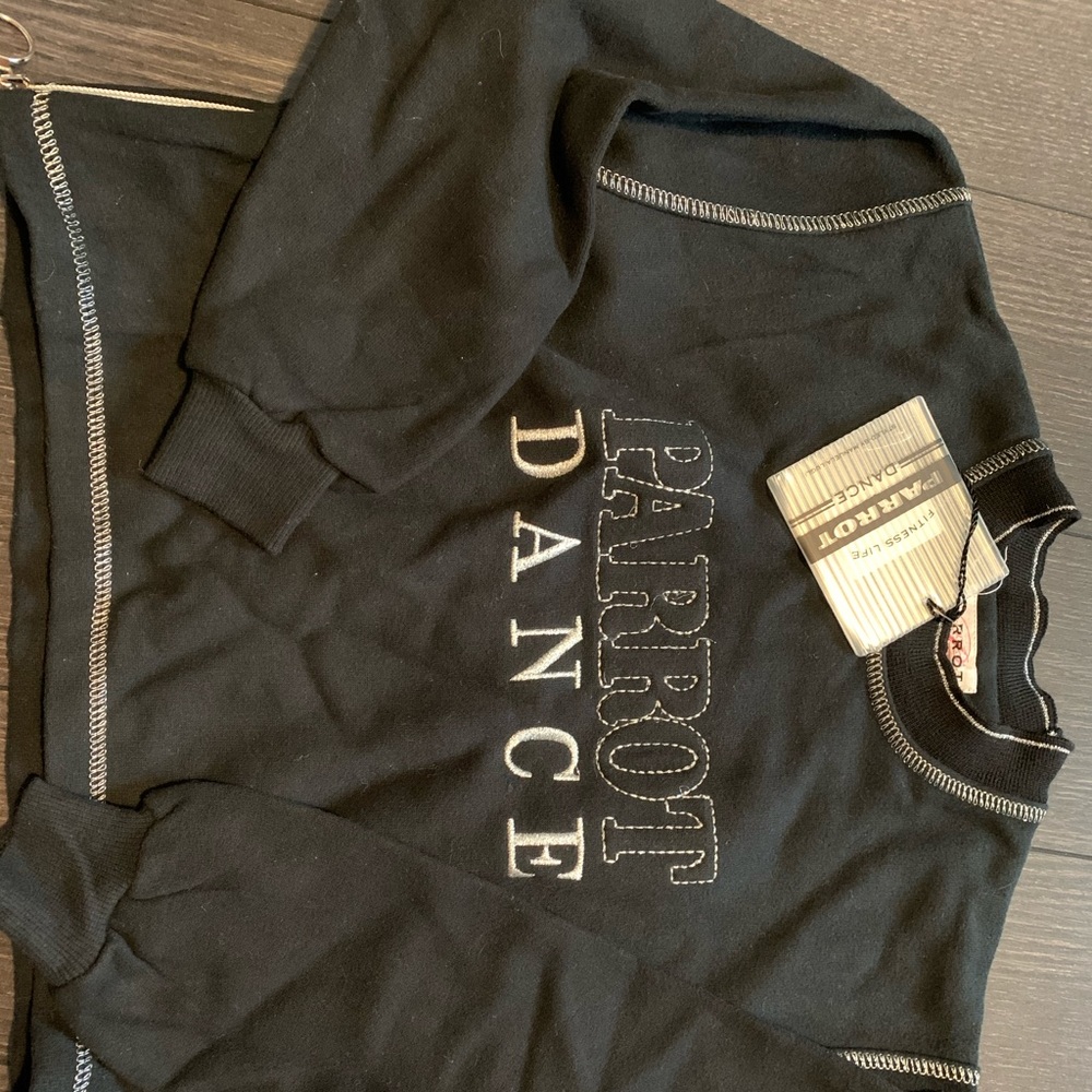 NWT Parrot Dance Top Made in Italy Girls size 8